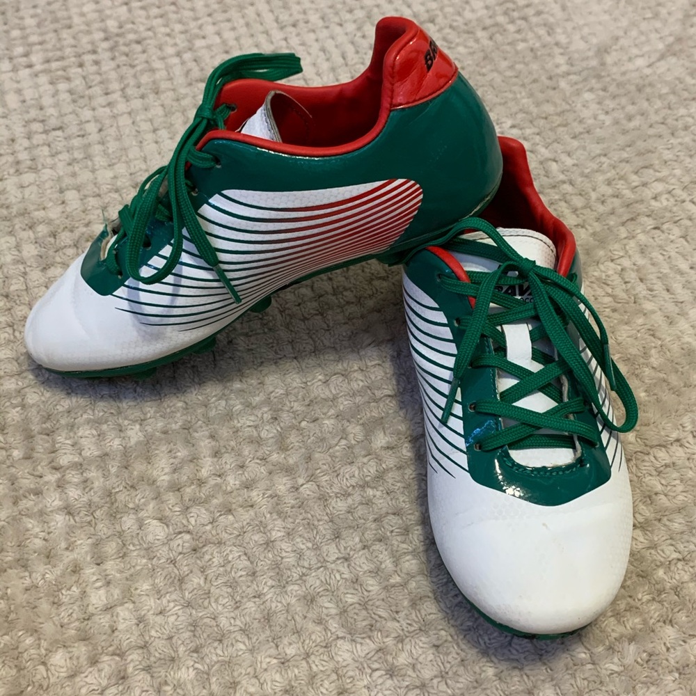 Brava Soccer Boys Cleats